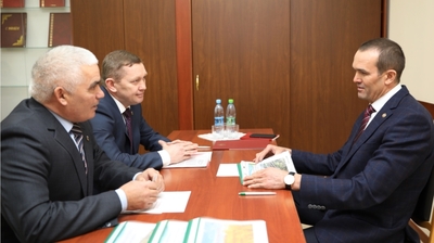Михаил Игнатьев провел рабочую встречу с руководством Шемуршинского района