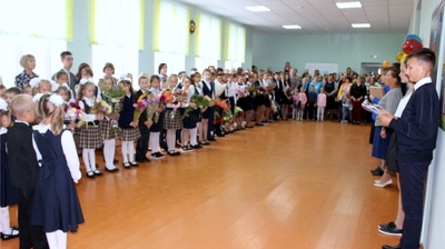 В день знаний распахнула свои двери обновленная Шомиковская школа