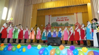 Дан старт фестивалю- конкурсу коллективов художественной самодеятельности «Чечеклен, юратнǎ Муркаш ен!»